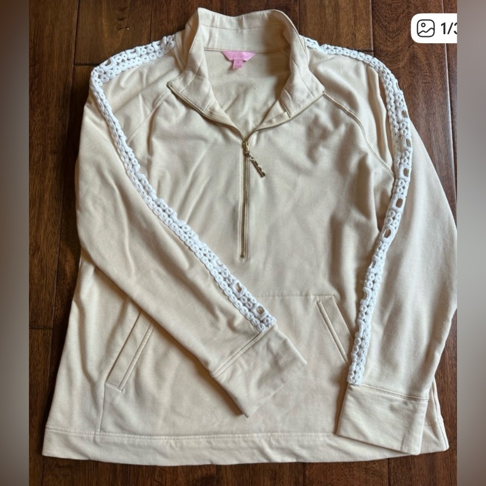 Lilly Pulitzer Skipper Popover Sand Dune Tan Crochet Sleeves Women’s Size XL EUC